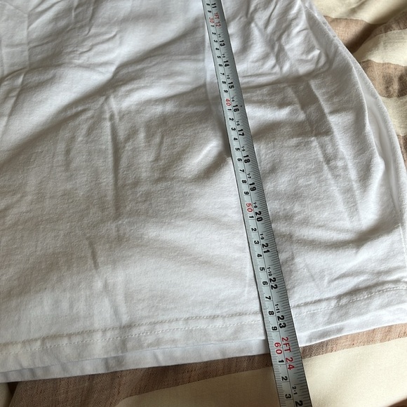 The Frankie Shop Eva Padded Shoulder Muscle T-Shirt - White Size Extra Small - Picture 10 of 12